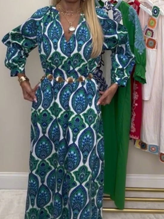 Avara Dresses & Skirts - Avara Dress Size S
